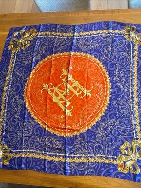 Rare Memorial Continental Hall Ornate Blue and Red Silk  Scarf with Gold Accents